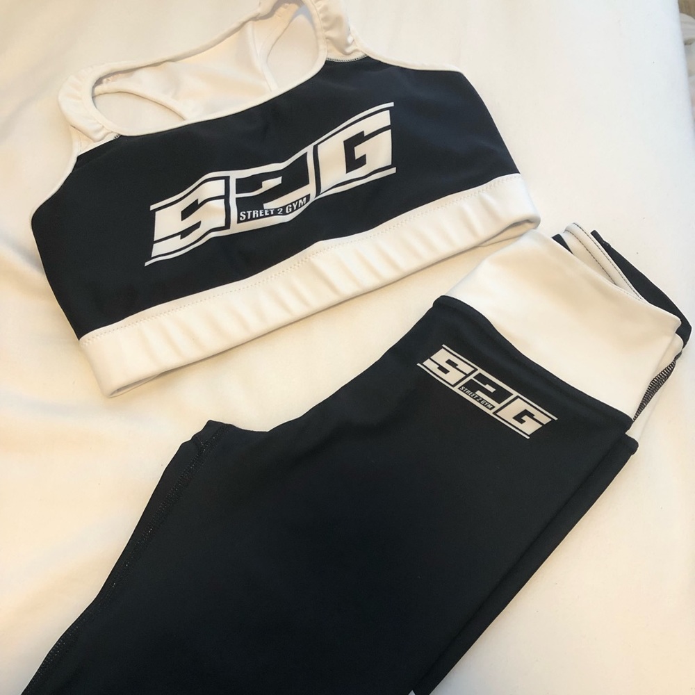 Street 2 Gym 2 piece leggings/bra.